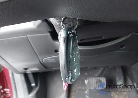 2020 Chevrolet Sonic Fwd Lt 5-Door из США, поврежденный, VIN 1G1JD6SBXL4134949